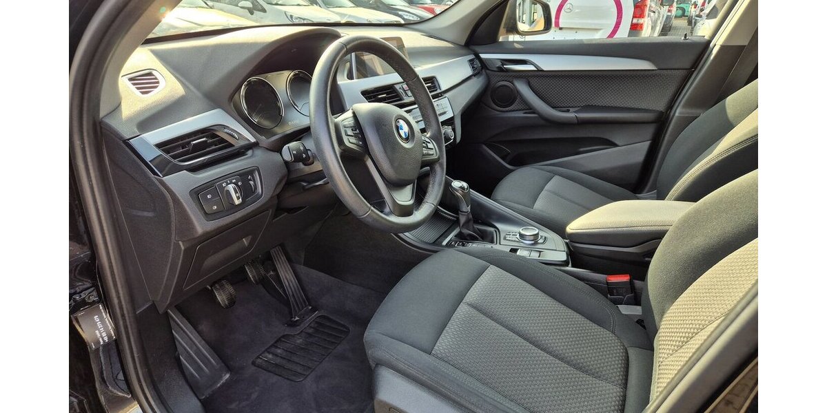 BMW X1 sDrive 18 i Advantage LED-Scheinwerfer, Navigat 57.929 km 17.690 &euro; Rodgau 63110