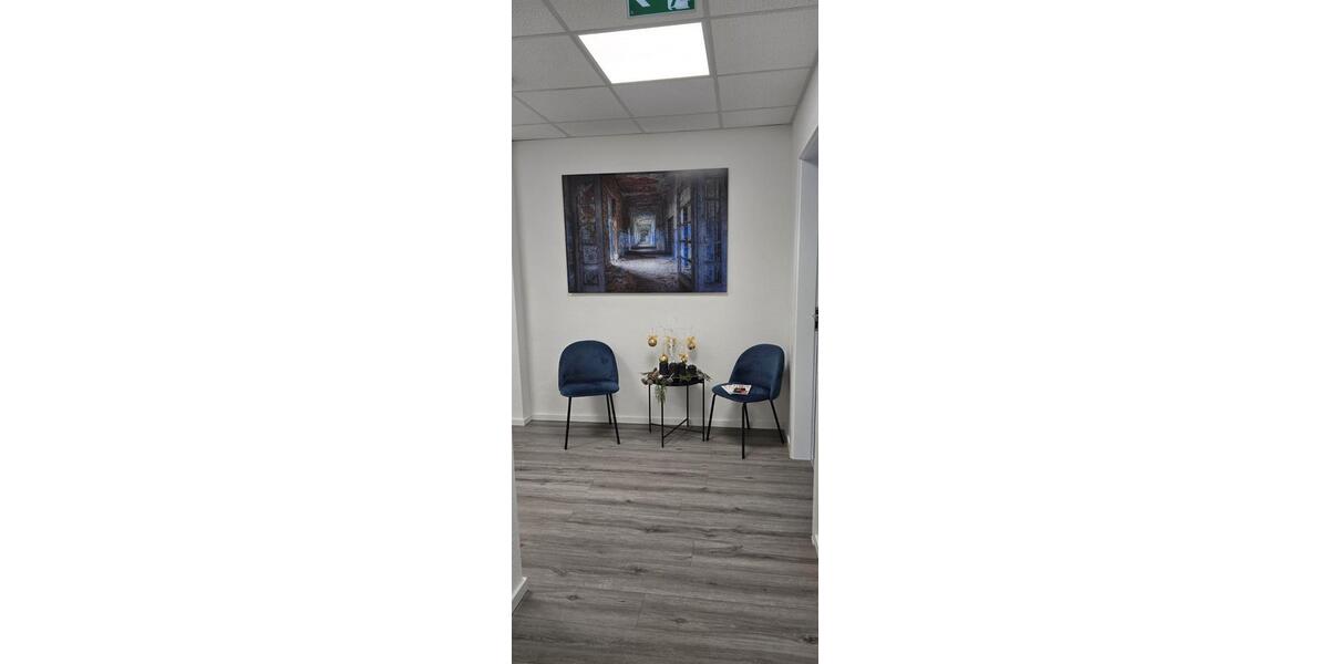 Büro-Praxisflächen im Ärztehaus zur Miete zimmer