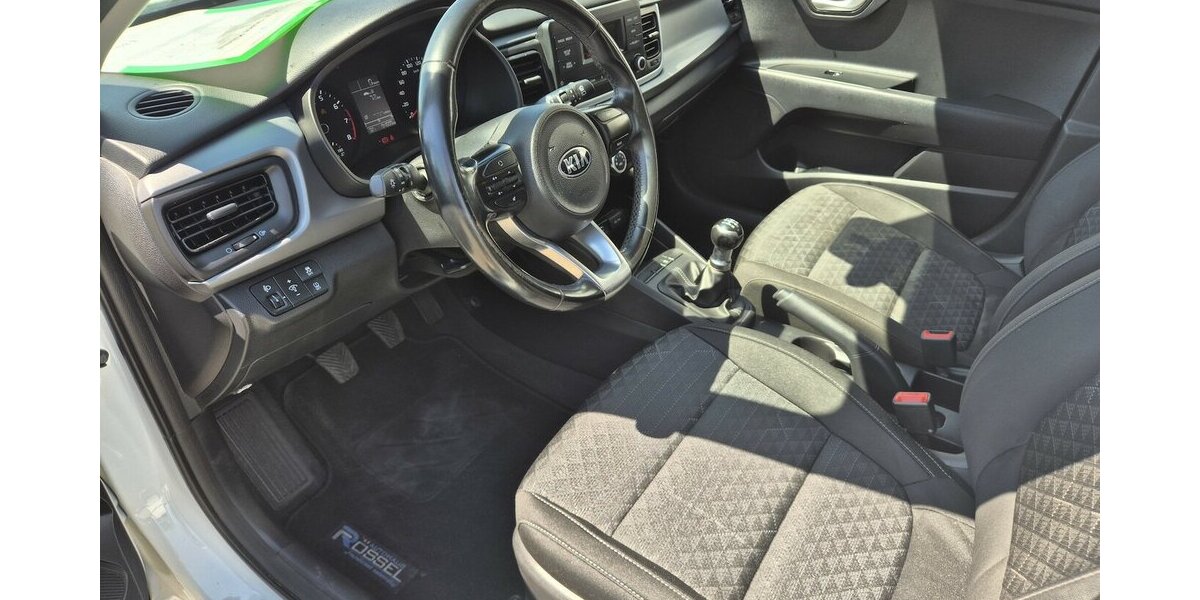 Kia Rio 1,2l Attract Klima 94.361 km 7.990 &euro; Rodgau 63110