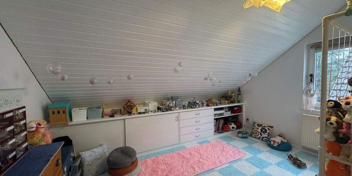 Wohlfühloase Einfamilienhaus am Dillinger Hang - Friedrichsdorf 8 zimmer