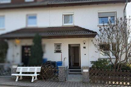 Attraktive Doppelhaushälfte mit Garage und schönem Garten in Eschborn-Niederhöchstädt! 4 zimmer