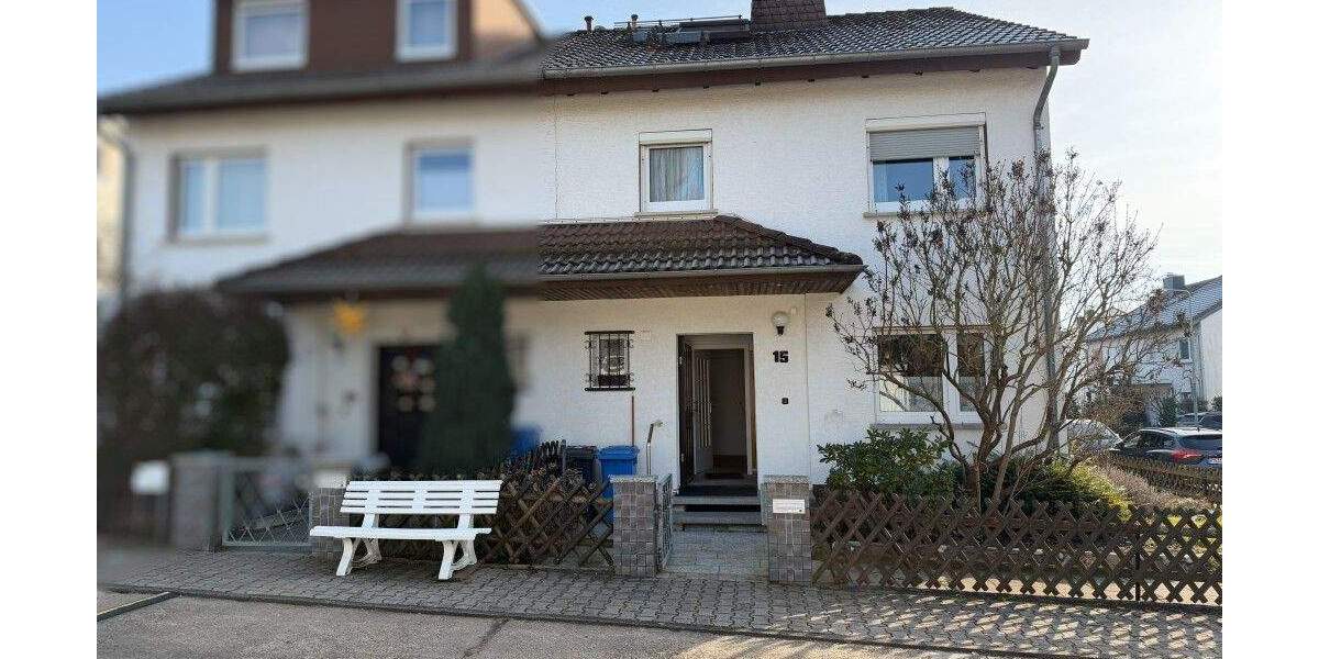 Attraktive Doppelhaushälfte mit Garage und schönem Garten in Eschborn-Niederhöchstädt! 4 zimmer