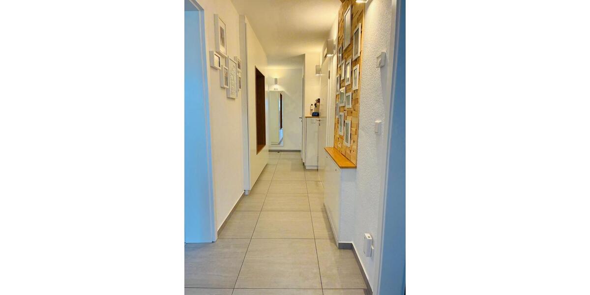 Exklusive Wohnung mit edler Ausstattung im modernen 3Familienhaus 4 zimmer