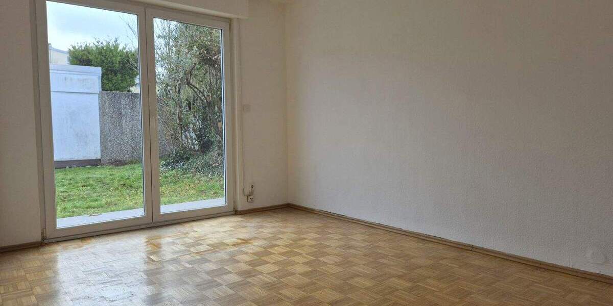 Mehrfamilienhaus, Wohnhaus Neu-Isenburg Gravenbruch - 4 Zimmer, 125 m&sup2;, 2.200&euro; | Angebot:25661015