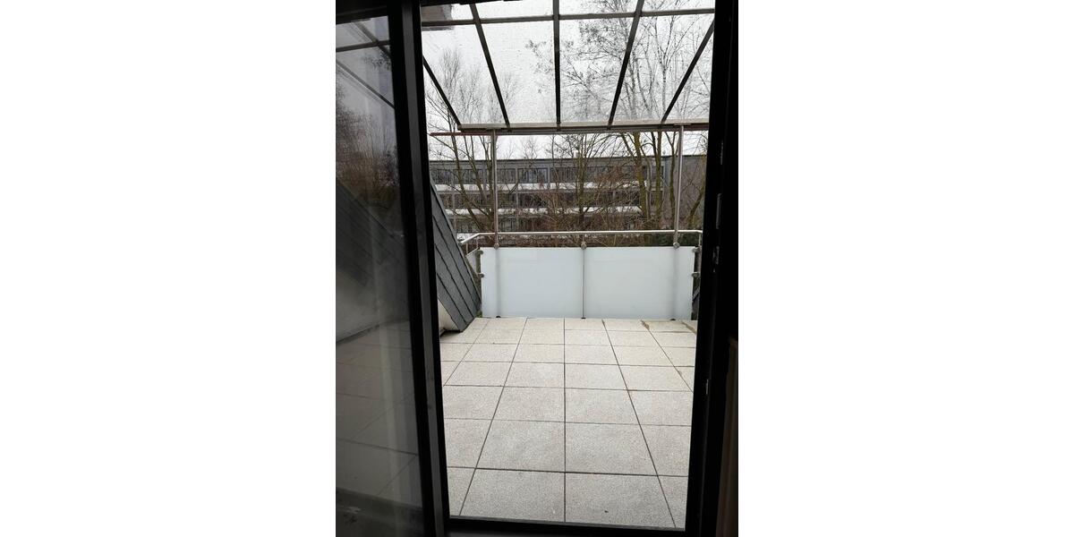 Dachgeschoßwohnung Darmstadt Bessungen - 4 Zimmer, 110 m&sup2;, 1.690&euro; | Angebot:25684858