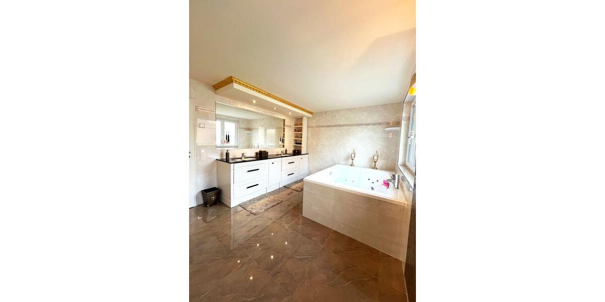Reihenhaus Frankfurt am Main West - 4.5 Zimmer, 143 m&sup2;, 795.000&euro; | Angebot:26676705