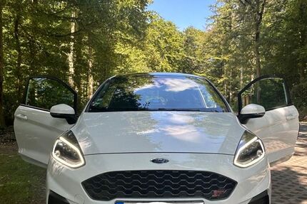 Ford Fiesta 59.000 km 18.400 &euro; Nidderau 61130
