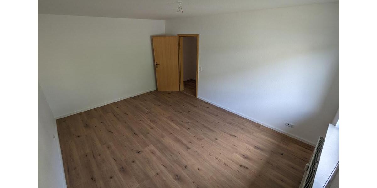 Erdgeschoßwohnung Hanau Kesselstadt - 3 Zimmer, 86 m&sup2;, 1.000&euro; | Angebot:25292063