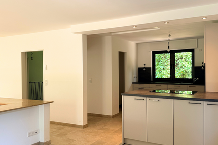 Haus Langen - 8 Zimmer, 238 m&sup2;, 2.950&euro; | Angebot:26918347