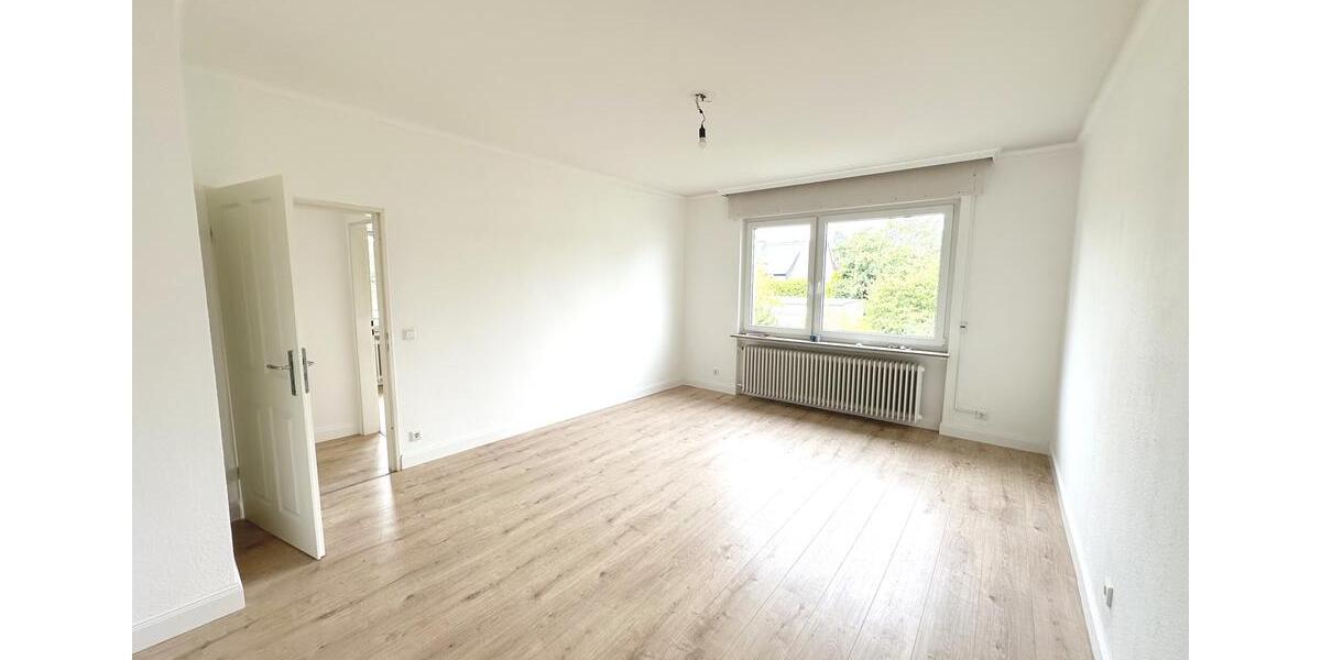 Doppelhaushälfte Bad Homburg vor der Höhe Gonzenheim - 3.5 Zimmer, 150 m&sup2;, 2.600&euro; | Angebot:26144498