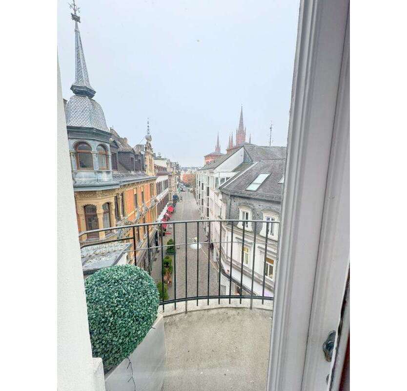 Wohnung zum Mieten in Wiesbaden 2.200 € 120 m²