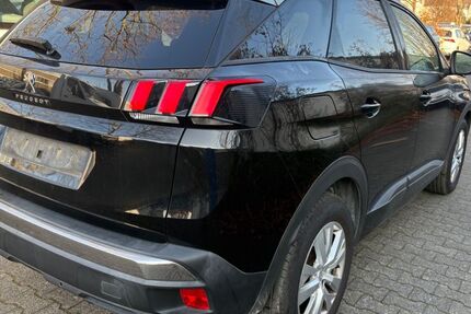 Peugeot 3008 208.975 km 10.948 &euro; Frankfurt am Main 60389