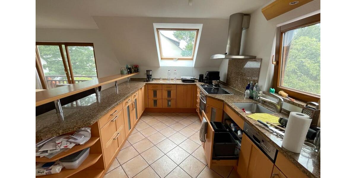 Maisonette 5 Zimmer Wohnung in Schwalbach am Taunus 5 zimmer