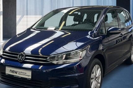 VW Touran 25.665 km 27.880 &euro; Frankfurt / Main 60314