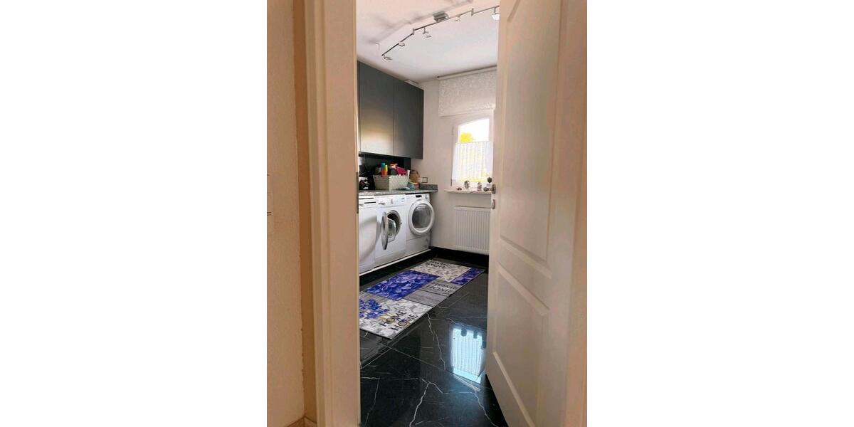 Einfamilienhaus Rodenbach - 10 Zimmer, 250 m&sup2;, 1.249.000&euro; | Angebot:27081698