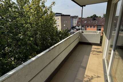 Wohnung Süd - Niederrad Niederrad - 4 Zimmer, 80 m&sup2;, 1.290&euro; | Angebot:27162365