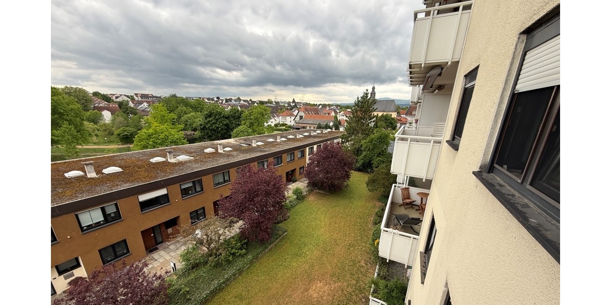 Frankfurt-Kalbach: Großzügige 3 bis 4-Zimmerwohnung in ruhiger Lage mit Blick ins Grüne! - Etagenwohnung Frankfurt am Main Bonames | Angebot:26677095