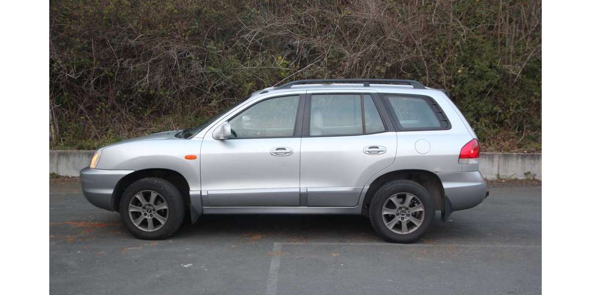 Hyundai SANTA FE 218.000 km 1.500 &euro; Friedrichsdorf 61381