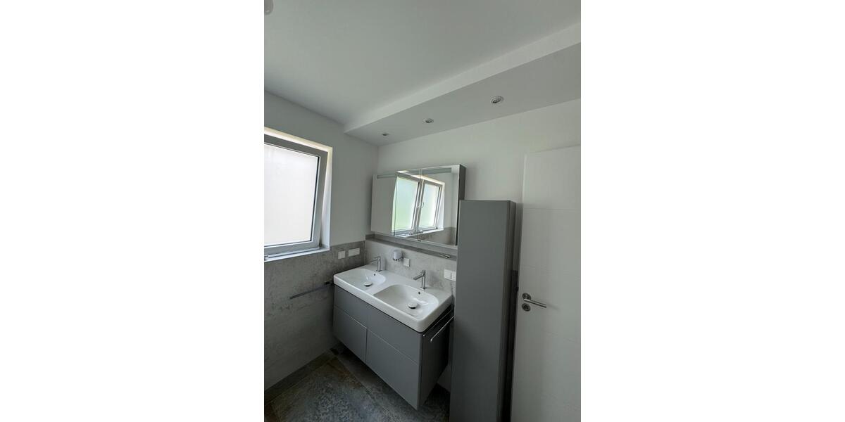 Haus mit Einliegerwohnung 8 zimmer