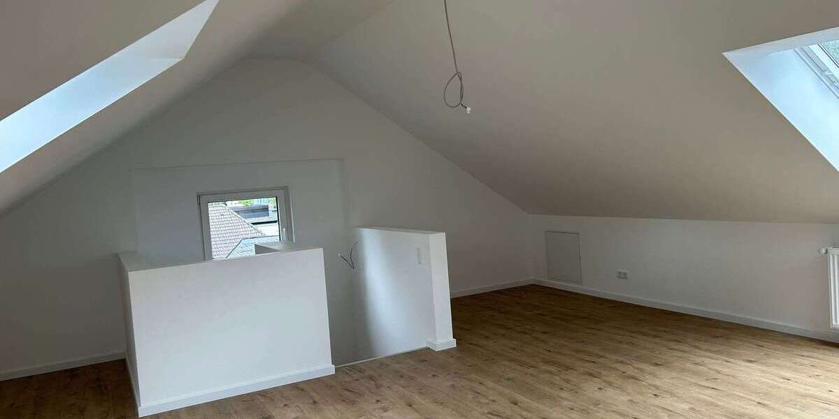 Etagenwohnung Rumpenheim Rumpenheim - 3 Zimmer, 92 m&sup2;, 1.700&euro; | Angebot:26700485