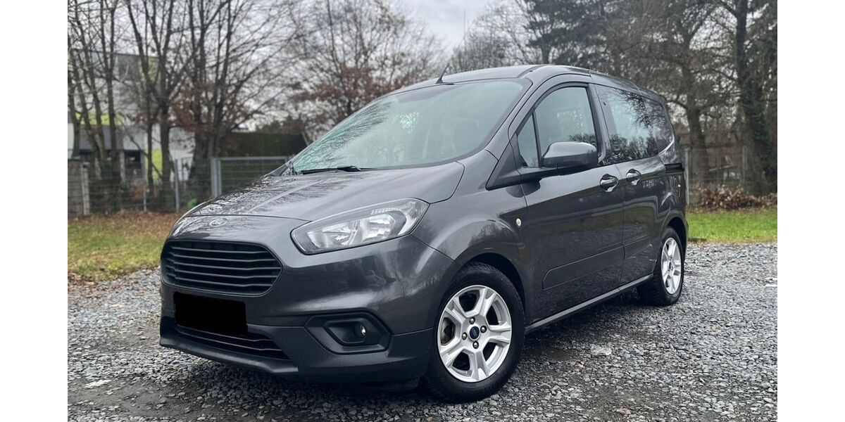 Ford Transit Courier 99.000 km 9.900 &euro; Rodgau 63110