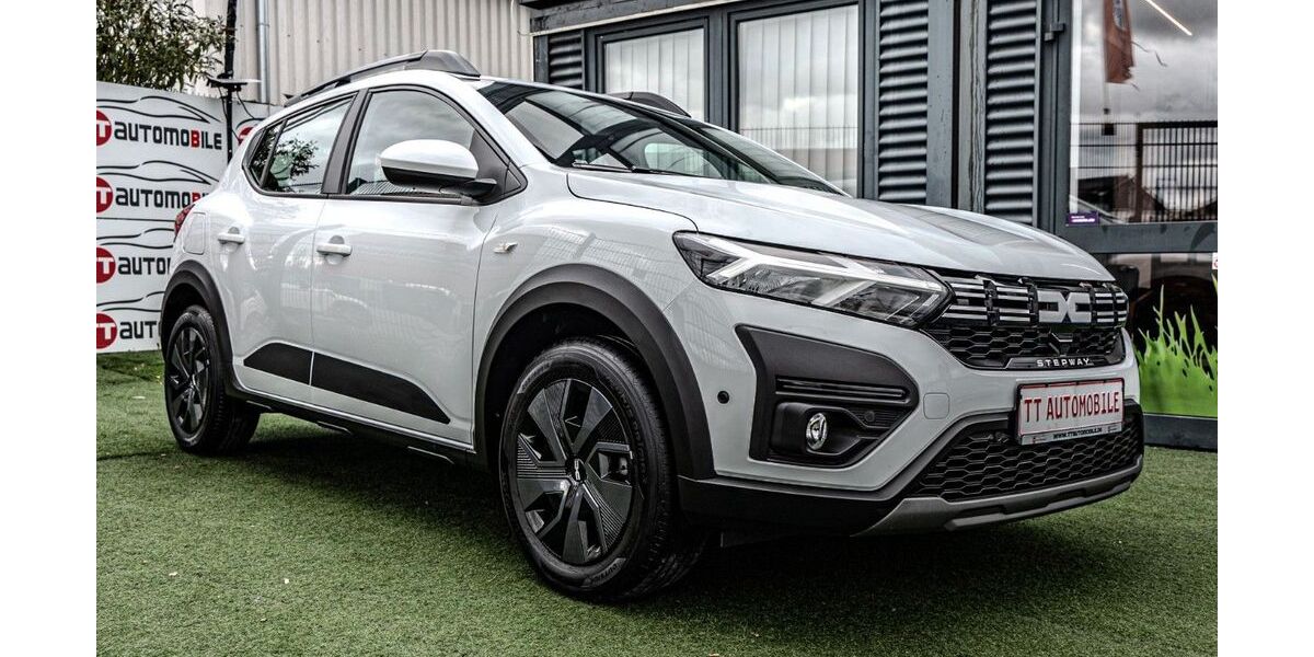 Dacia Sandero 13.567 km 14.999 &euro; Rüsselsheim 65428