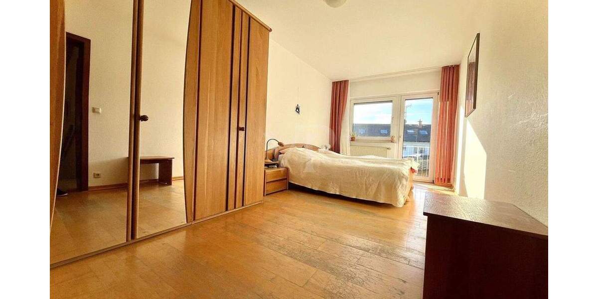 Reihenmittelhaus Hofheim am Taunus Hofheim - 5 Zimmer, 125 m&sup2;, 585.000&euro; | Angebot:24823032