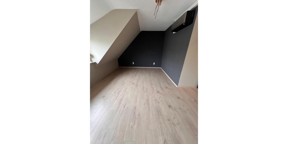 Etagenwohnung Darmstadt Arheilgen - 2 Zimmer, 85 m&sup2;, 1.100&euro; | Angebot:25261058