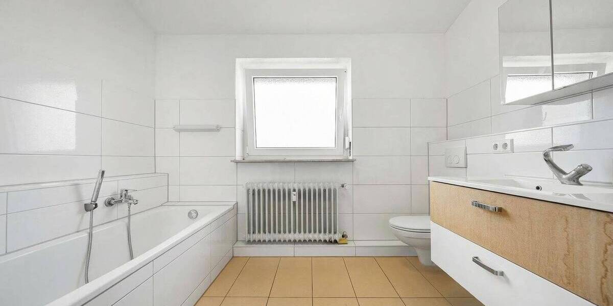 Etagenwohnung Rüsselsheim am Main Rüsselsheim - 2 Zimmer, 63 m&sup2;, 220.000&euro; | Angebot:26081016