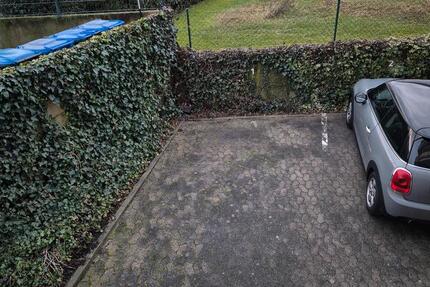 Parkplatz zu vermieten zimmer