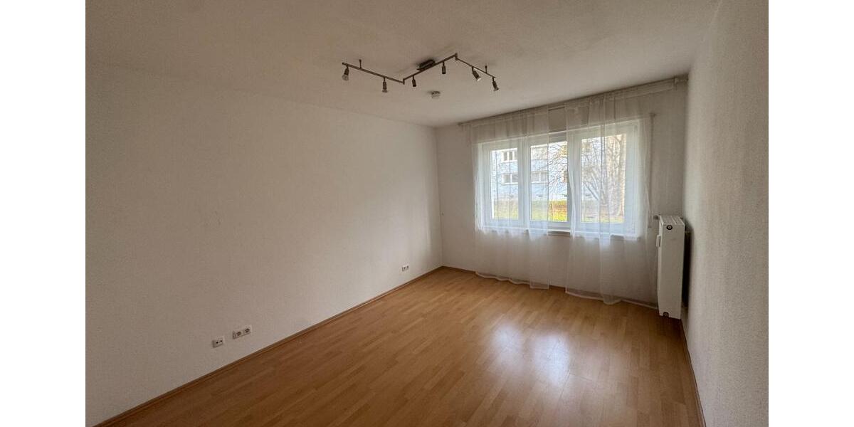 Hochparterre Frankfurt am Main Eschersheim - 4 Zimmer, 81 m&sup2;, 490.000&euro; | Angebot:25234922