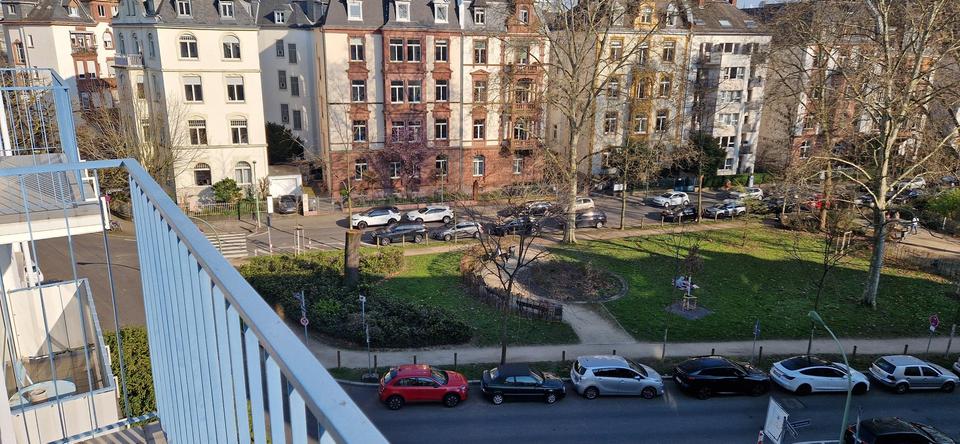 Etagenwohnung Frankfurt am Main Innenstadt 2 - 3.5 Zimmer, 115 m&sup2;, 2.300&euro; | Angebot:25783324