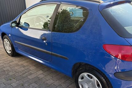 Peugeot 206 79.500 km 1.899 &euro; Kahl am Main 63796
