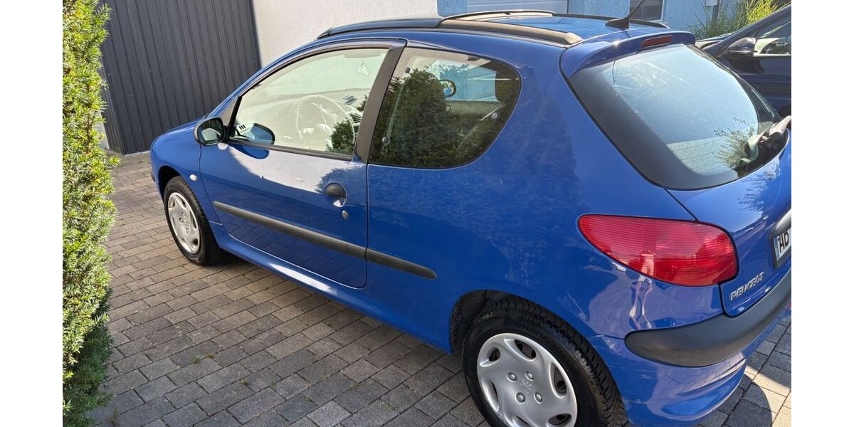 Peugeot 206 79.500 km 1.899 &euro; Kahl am Main 63796