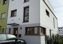 Haus zum Mieten in Frankfurt am Main Griesheim 2.595 € 155 m²