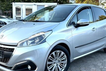 Peugeot 208 93.000 km 8.600 &euro; Frankfurt am Main 65933