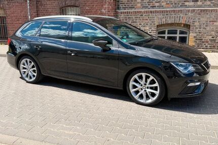 Seat Leon 44.000 km 16.900 &euro; Offenbach 63071