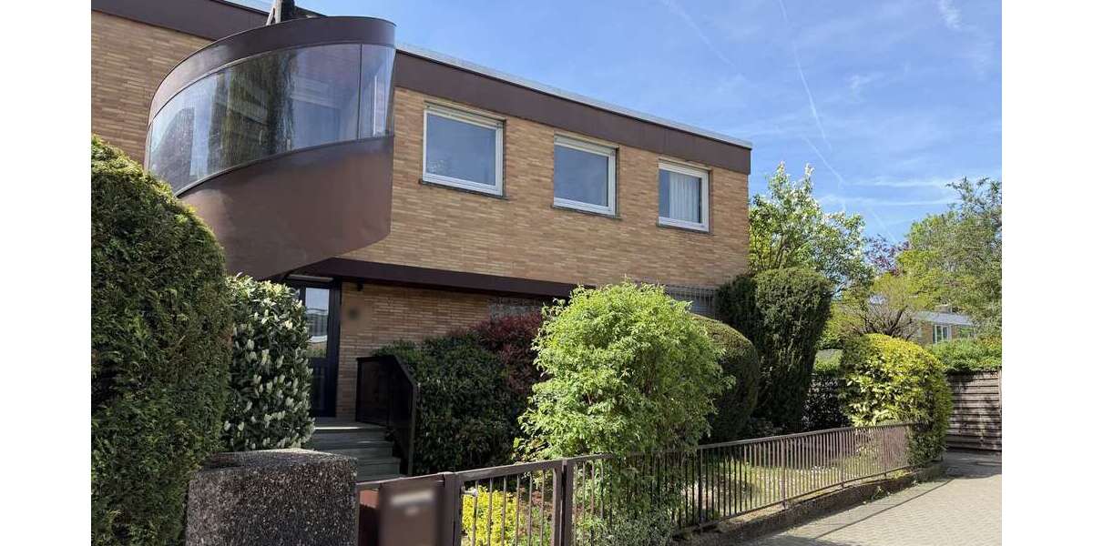 Einfamilienhaus Frankfurt am Main Eschersheim - 8 Zimmer, 254 m&sup2;, 749.000&euro; | Angebot:25466558