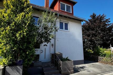 Haus Dreieich - 8 Zimmer, 257 m&sup2;, 860.000&euro; | Angebot:26125355