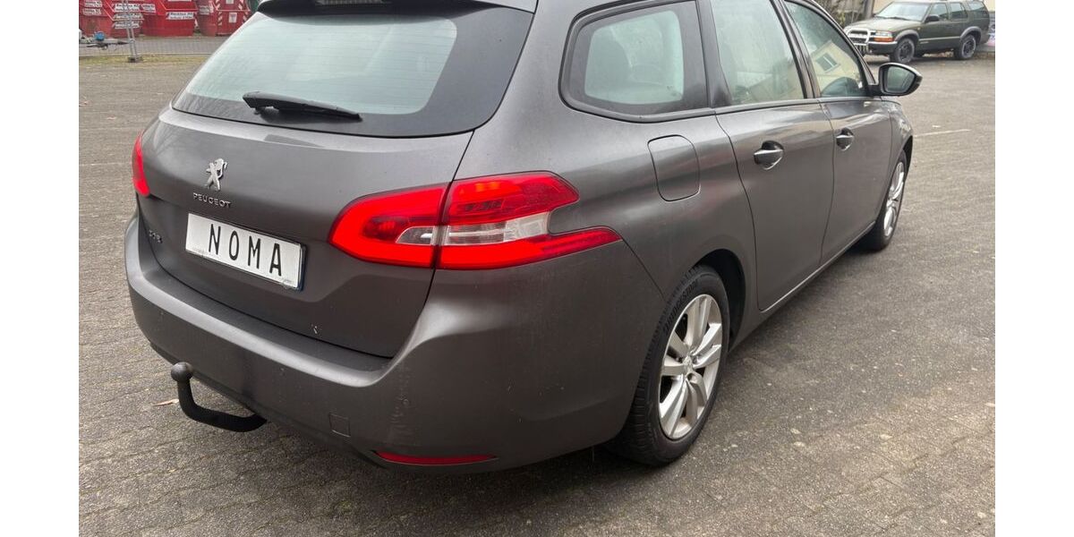 Peugeot 308 165.318 km 7.616 &euro; Frankfurt am Main 60389
