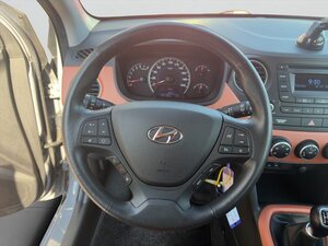 Hyundai i10 Intro Edition*SHZ*Klima*Alu*Bluetooth*1.Hand 68.200 km 7.970 &euro; Nidderau 61130