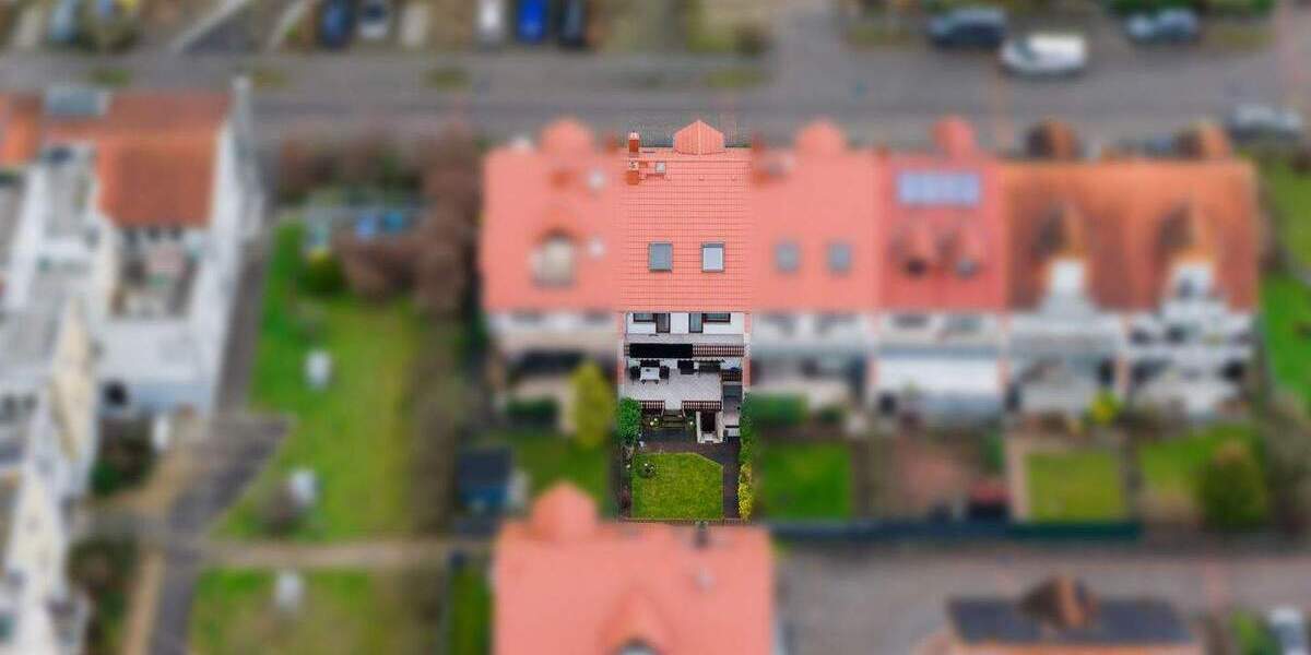 Reihenmittelhaus Ginsheim-Gustavsburg Gustavsburg - 8 Zimmer, 190 m&sup2;, 599.000&euro; | Angebot:25660959