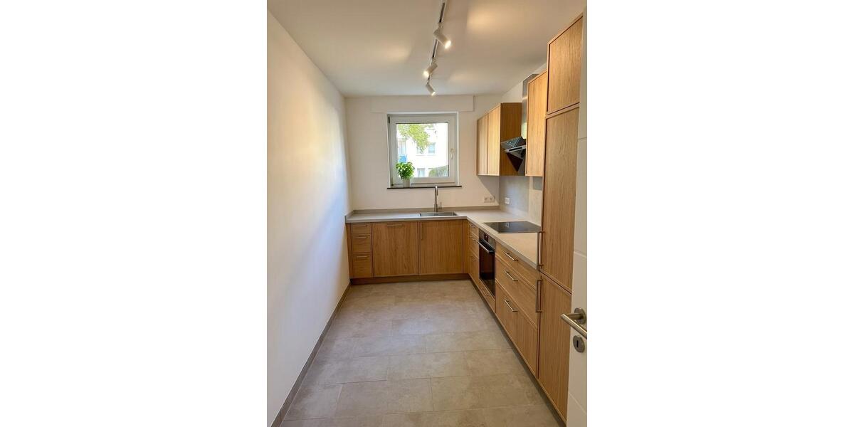 Hochparterre Frankfurt am Main Bockenheim - 4 Zimmer, 80 m&sup2;, 299.000&euro; | Angebot:27262859