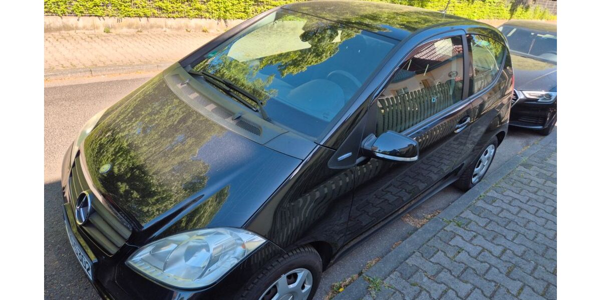 Mercedes-Benz A 160 151.390 km 2.850 &euro; Frankfurt 65931