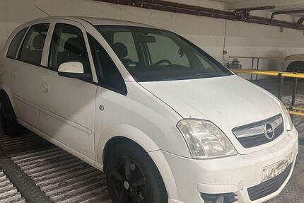 Opel Meriva 216.000 km 600 &euro; Hochheim 65239