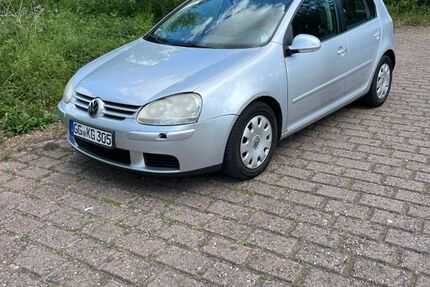 VW Golf 288.000 km 2.099 &euro; Ginsheim Gustavsburg 65462