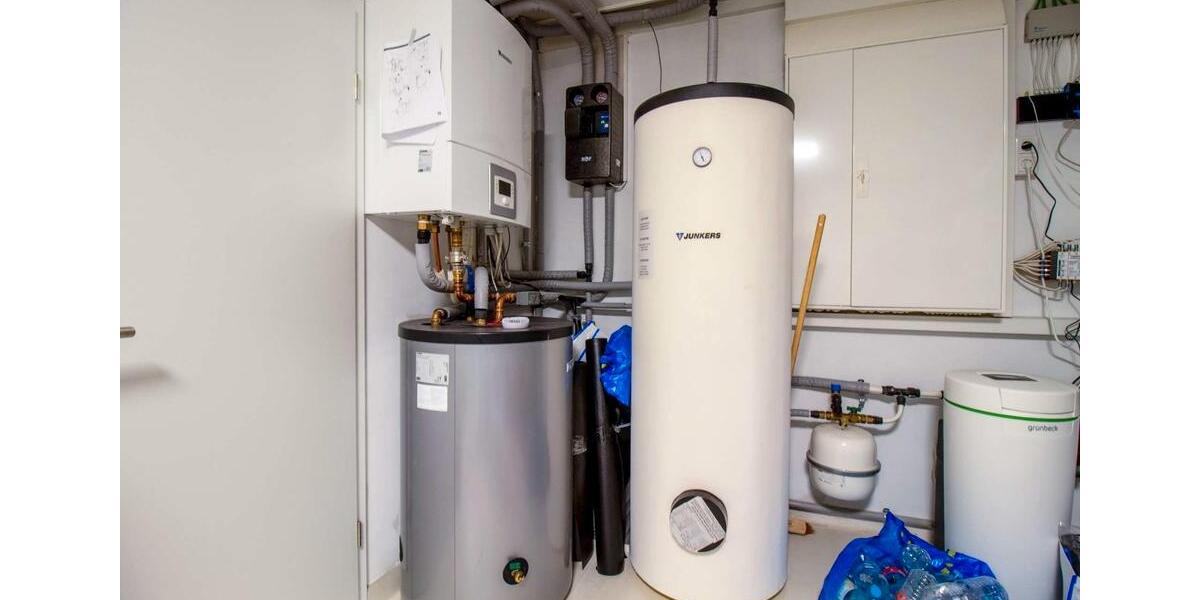 -Provisionsfrei- Schönes 6-Zimmer-Reihenhaus in Hattersheim 6 zimmer