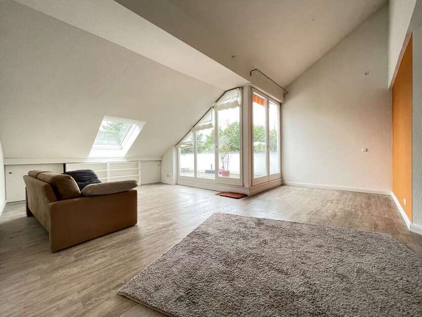 Wohnung zum Kaufen in Hofheim-Lorsbach 498.000 € 120.17 m²