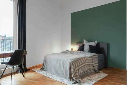 WG-Zimmer in Frankfurt am Main 735 € 22 m² zimmer