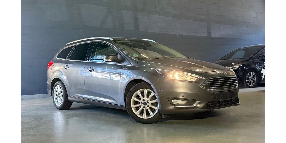 Ford Focus 175.000 km 7.890 &euro; Maintal 63477